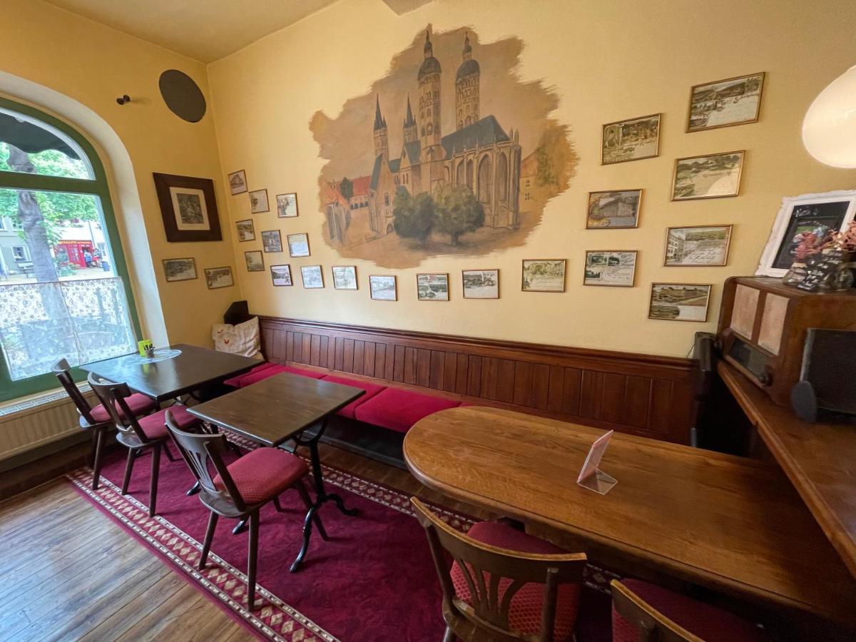 Pension Alt Naumburg เนาม์บวร์ก ภายนอก รูปภาพ
