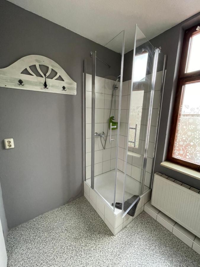 Pension Alt Naumburg เนาม์บวร์ก ภายนอก รูปภาพ