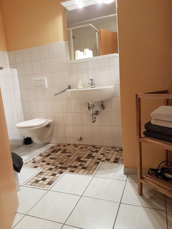 Pension Alt Naumburg เนาม์บวร์ก ภายนอก รูปภาพ